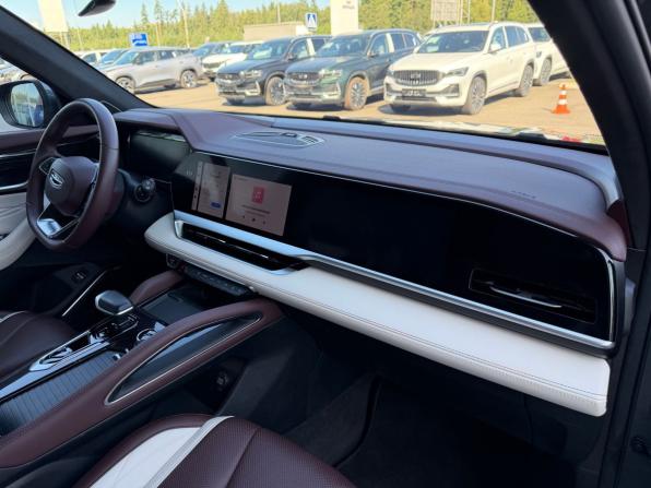Geely Monjaro I с пробегом 2023 года, цена 2 985 900 рублей, 37715 км, внедорожник, Автокод Объявления