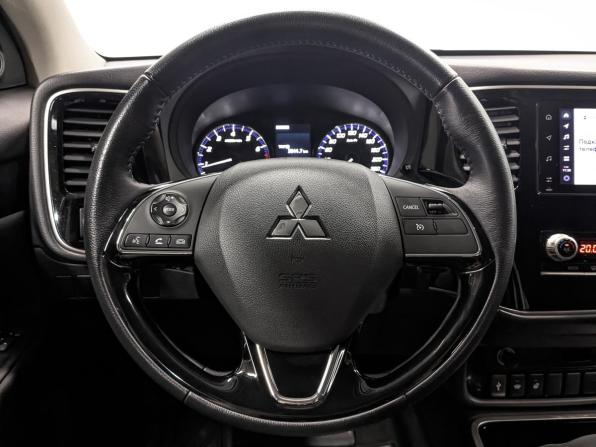 Mitsubishi Outlander III Рестайлинг 3 с пробегом 2020 года, цена 2 495 000 рублей, 100043 км, внедорожник, Автокод Объявления