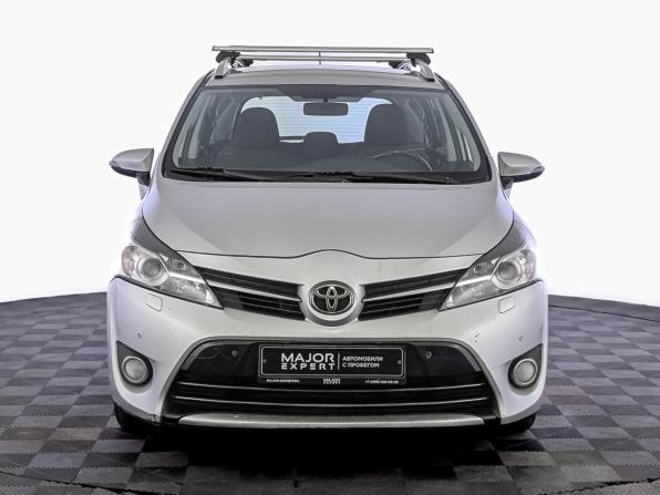 Toyota Verso I Рестайлинг с пробегом 2013 года, цена 1 300 000 рублей, 174372 км, компактвэн, Автокод Объявления