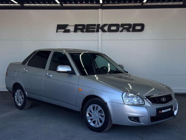 Lada (ВАЗ) Priora I с пробегом 2009 года, цена 429 000 рублей, 230000 км, седан, Автокод Объявления
