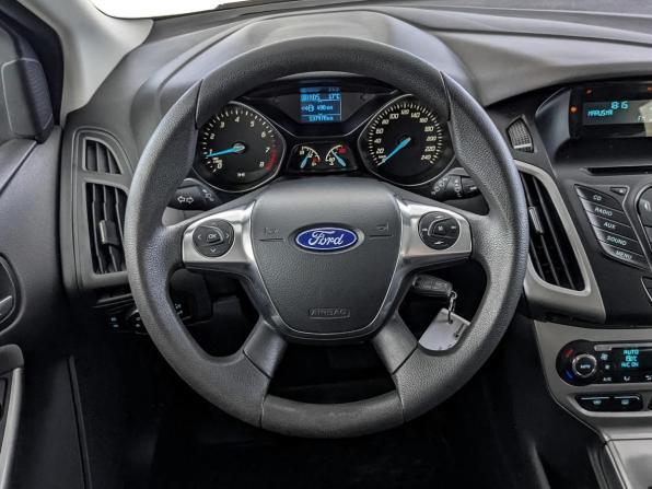 Ford Focus III с пробегом 2013 года, цена 795 000 рублей, 137969 км, хэтчбек, Автокод Объявления