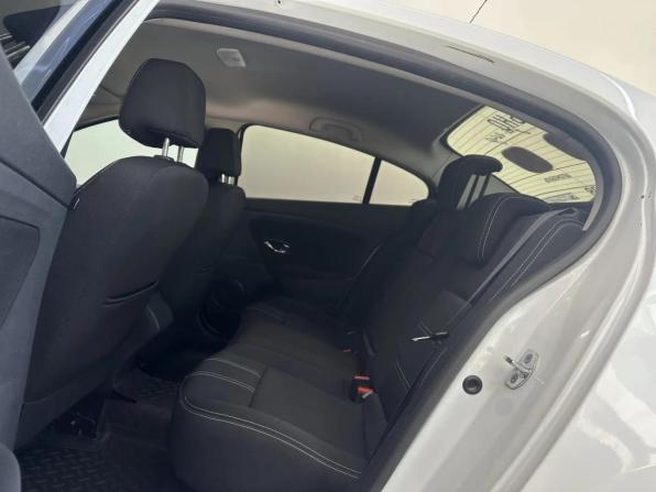 Renault Fluence I Рестайлинг с пробегом 2014 года, цена 690 000 рублей, 205165 км, седан, Автокод Объявления