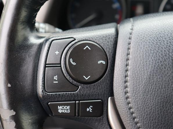 Toyota RAV4 IV (XA40) Рестайлинг с пробегом 2016 года, цена 2 289 000 рублей, 151172 км, внедорожник, Автокод Объявления