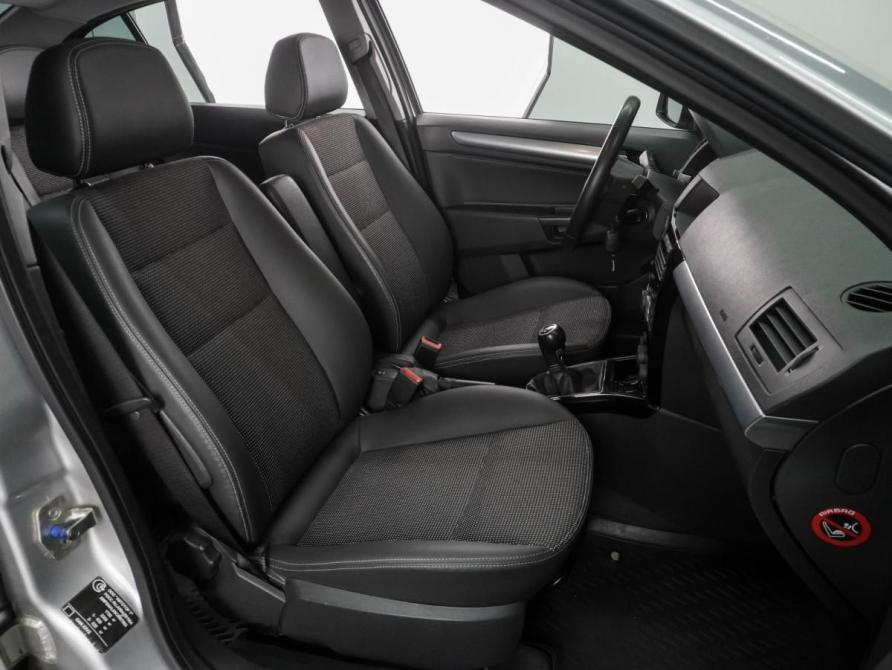 Opel Astra H Рестайлинг Воронеж  - изображение 8