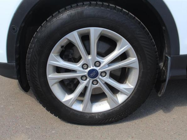 Ford Kuga II Рестайлинг с пробегом 2017 года, цена 1 299 000 рублей, 131132 км, внедорожник, Автокод Объявления