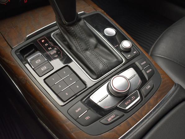 Audi A6 IV (C7) Рестайлинг с пробегом 2015 года, цена 1 520 000 рублей, 262000 км, седан, Автокод Объявления