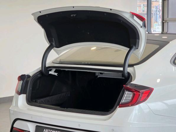Hyundai Sonata VIII (DN8) с пробегом 2019 года, цена 2 399 000 рублей, 64439 км, седан, Автокод Объявления