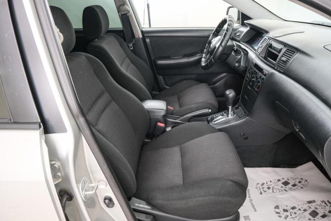 Toyota Corolla IX (E120 E130) Рестайлинг с пробегом 2006 года, цена 799 000 рублей, 233000 км, хэтчбек, Автокод Объявления