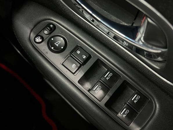 Honda Vezel I с пробегом 2016 года, цена 1 499 500 рублей, 122000 км, внедорожник, Автокод Объявления