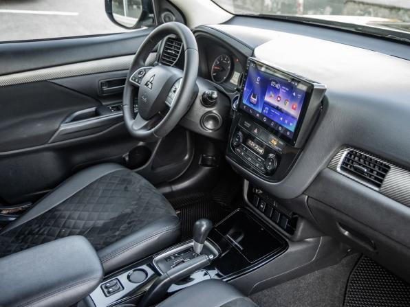 Mitsubishi Outlander III Рестайлинг 2 с пробегом 2017 года, цена 1 768 000 рублей, 149330 км, внедорожник, Автокод Объявления