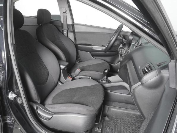 Kia Rio III Рестайлинг с пробегом 2015 года, цена 1 170 000 рублей, 141831 км, седан, Автокод Объявления