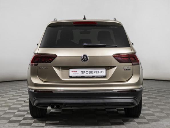 Volkswagen Tiguan II с пробегом 2017 года, цена 2 249 000 рублей, 184872 км, внедорожник, Автокод Объявления