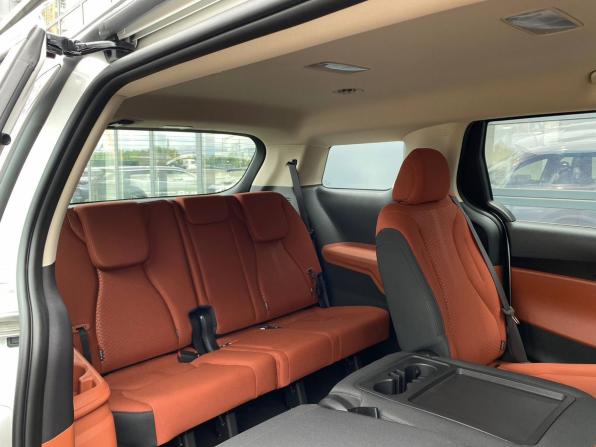 Новый Kia Carnival IV Рестайлинг 2025 года, цена 7 750 000 рублей, минивэн, Автокод Объявления