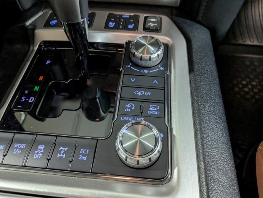 Toyota Land Cruiser 200 Series Рестайлинг 2 Химки  - изображение 21