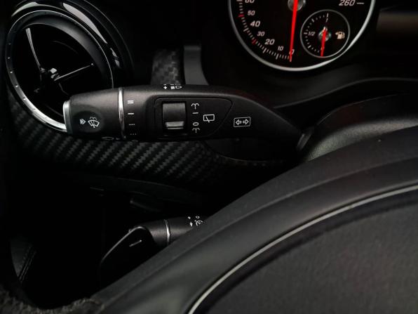 Mercedes-Benz GLA I (X156) Рестайлинг с пробегом 2018 года, цена 1 765 000 рублей, 189000 км, внедорожник, Автокод Объявления