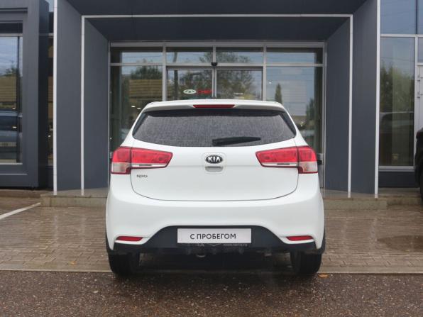 Kia Rio III Рестайлинг с пробегом 2016 года, цена 990 000 рублей, 107322 км, хэтчбек, Автокод Объявления