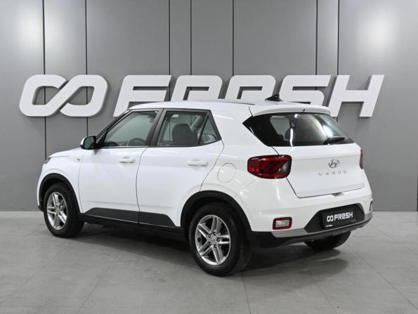 Hyundai Venue I с пробегом 2021 года, цена 1 879 000 рублей, 65437 км, внедорожник, Автокод Объявления