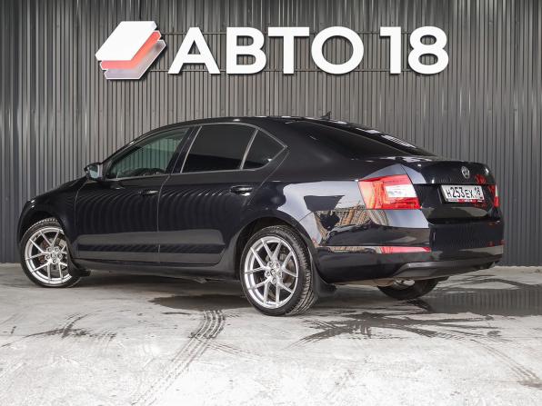 Skoda Octavia III (A7) с пробегом 2015 года, цена 1 569 000 рублей, 174652 км, лифтбек, Автокод Объявления