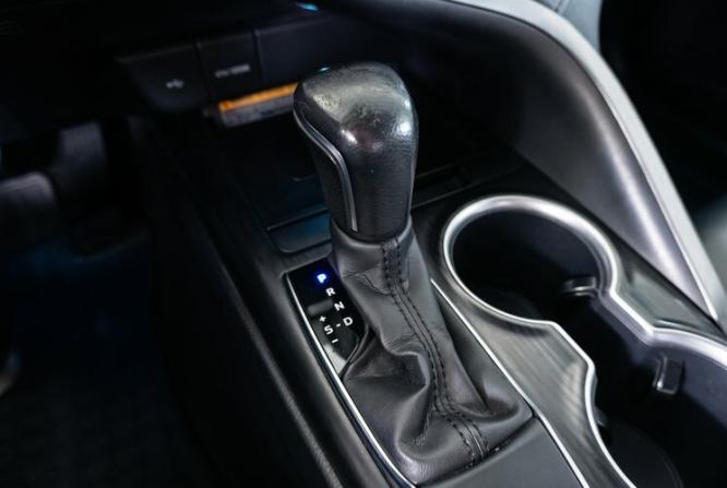 Toyota Camry VIII (XV70) Рестайлинг с пробегом 2021 года, цена 2 880 000 рублей, 168096 км, седан, Автокод Объявления
