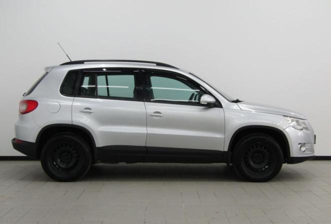 Volkswagen Tiguan I Рестайлинг с пробегом 2011 года, цена 629 000 рублей, 271666 км, внедорожник, Автокод Объявления