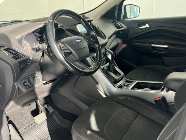 Ford Kuga II Рестайлинг с пробегом 2017 года, цена 1 540 000 рублей, 166000 км, внедорожник, Автокод Объявления