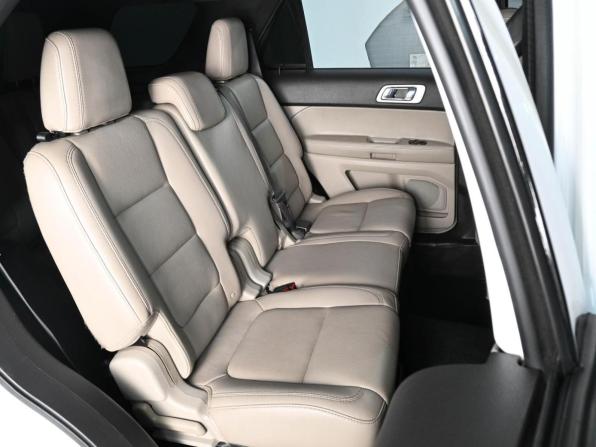 Ford Explorer V с пробегом 2015 года, цена 2 359 000 рублей, 207804 км, внедорожник, Автокод Объявления