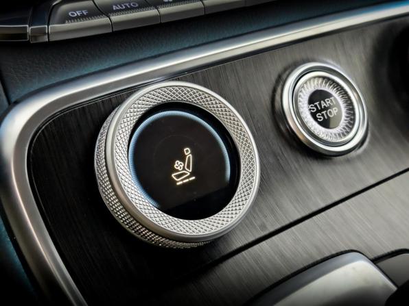 Hongqi H9 I с пробегом 2024 года, цена 4 700 000 рублей, 25080 км, седан, Автокод Объявления