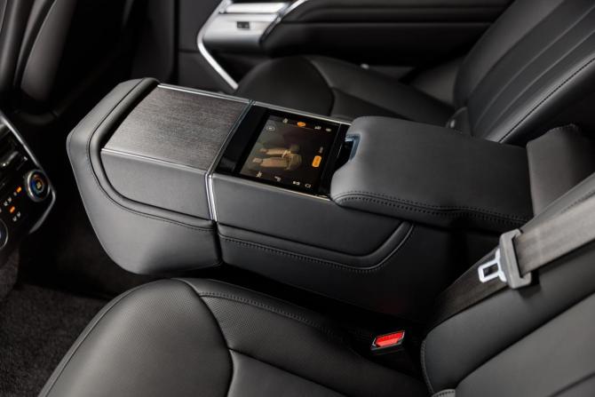 Новый Land Rover Range Rover V 2025 года, цена 27 943 900 рублей, внедорожник, Автокод Объявления