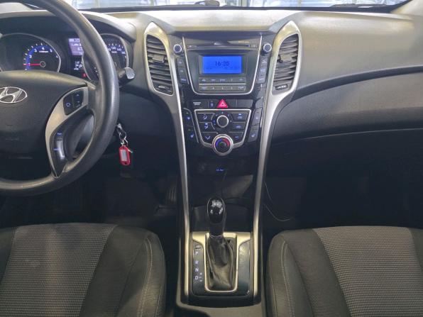 Hyundai i30 II с пробегом 2014 года, цена 945 000 рублей, 177887 км, хэтчбек, Автокод Объявления