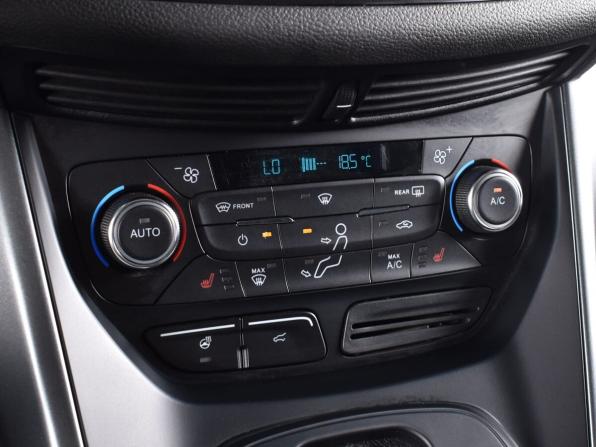 Ford Kuga II Рестайлинг с пробегом 2018 года, цена 1 655 999 рублей, 131860 км, внедорожник, Автокод Объявления