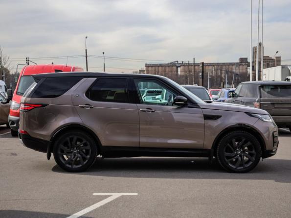 Land Rover Discovery V с пробегом 2017 года, цена 3 449 000 рублей, 199085 км, внедорожник, Автокод Объявления