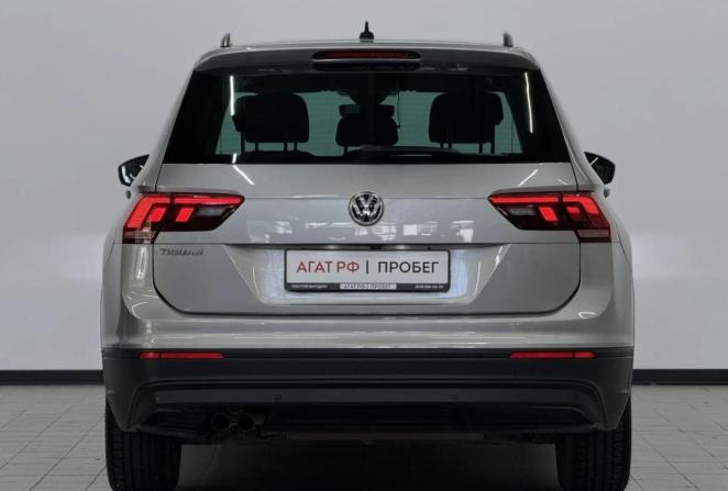 Volkswagen Tiguan II (China Market) с пробегом 2019 года, цена 2 319 000 рублей, 142371 км, внедорожник, Автокод Объявления