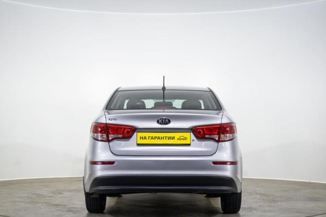 Kia Rio III Рестайлинг с пробегом 2016 года, цена 899 000 рублей, 141487 км, седан, Автокод Объявления