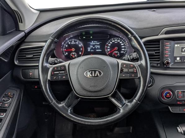 Kia Sorento III Prime Рестайлинг с пробегом 2019 года, цена 2 850 000 рублей, 130300 км, внедорожник, Автокод Объявления
