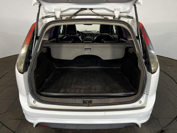 Ford Focus II Рестайлинг с пробегом 2010 года, цена 419 900 рублей, 489000 км, универсал, Автокод Объявления
