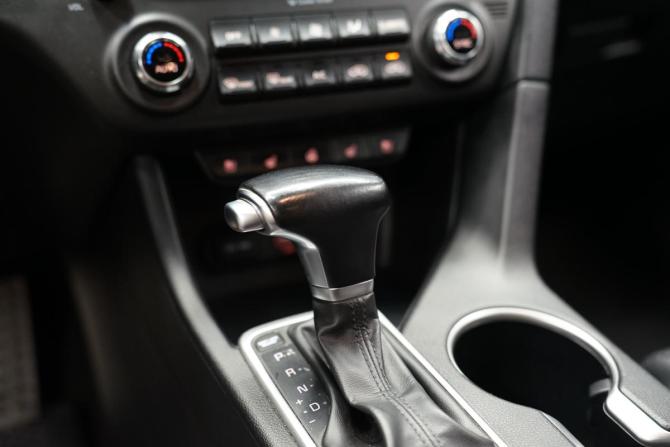 Kia Sportage IV Рестайлинг с пробегом 2018 года, цена 2 550 000 рублей, 178350 км, внедорожник, Автокод Объявления