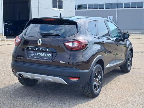 Renault Kaptur I с пробегом 2018 года, цена 1 325 000 рублей, 159474 км, внедорожник, Автокод Объявления