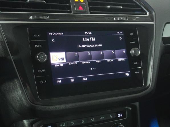 Volkswagen Tiguan II с пробегом 2018 года, цена 2 445 000 рублей, 145334 км, внедорожник, Автокод Объявления