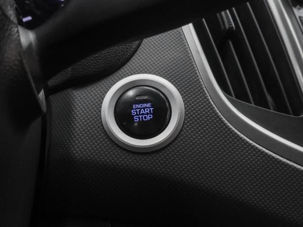 Hyundai Creta I с пробегом 2019 года, цена 1 799 000 рублей, 115095 км, внедорожник, Автокод Объявления