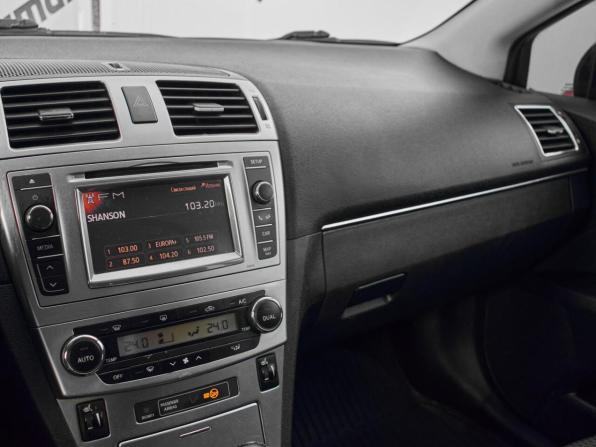 Toyota Avensis III Рестайлинг с пробегом 2011 года, цена 1 380 000 рублей, 175372 км, седан, Автокод Объявления