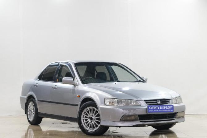 Honda Accord VI с пробегом 2001 года, цена 429 000 рублей, 581000 км, седан, Автокод Объявления