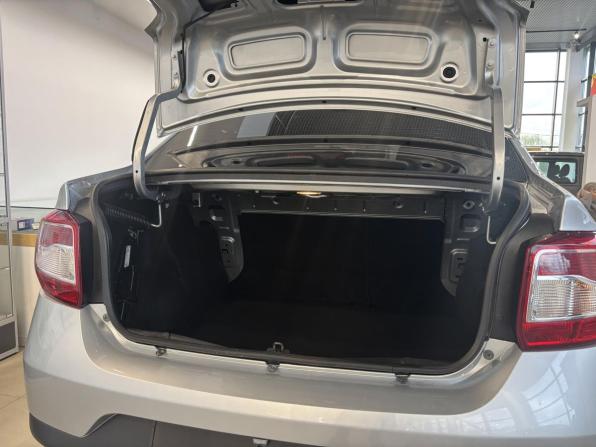 Renault Logan II Рестайлинг с пробегом 2021 года, цена 1 069 000 рублей, 113817 км, седан, Автокод Объявления