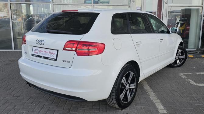 Audi A3 II (8P) Рестайлинг 2 с пробегом 2012 года, цена 719 000 рублей, 243270 км, хэтчбек, Автокод Объявления