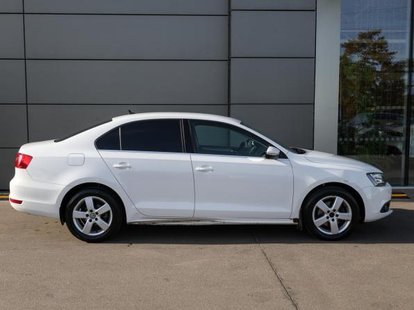 Volkswagen Jetta VI с пробегом 2013 года, цена 1 049 000 рублей, 98782 км, седан, Автокод Объявления
