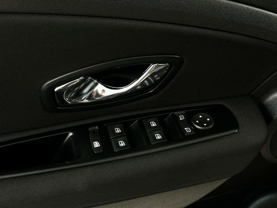 Renault Megane III Рестайлинг Москва  - изображение 7