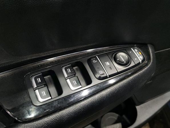 Kia Optima IV Рестайлинг с пробегом 2018 года, цена 1 930 000 рублей, 171500 км, седан, Автокод Объявления