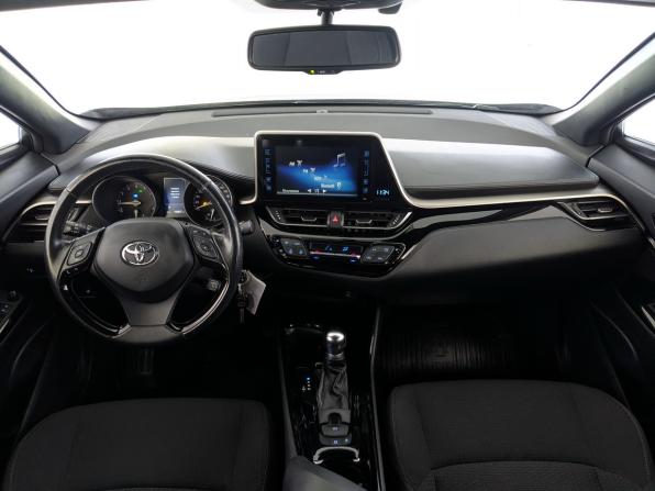 Toyota C-HR I с пробегом 2018 года, цена 2 000 000 рублей, 156834 км, внедорожник, Автокод Объявления