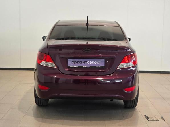 Hyundai Solaris I с пробегом 2011 года, цена 650 000 рублей, 170286 км, седан, Автокод Объявления