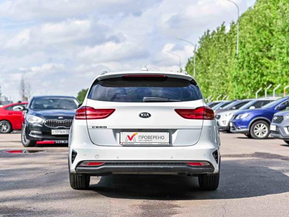 Kia Ceed III с пробегом 2020 года, цена 1 608 000 рублей, 124797 км, универсал, Автокод Объявления