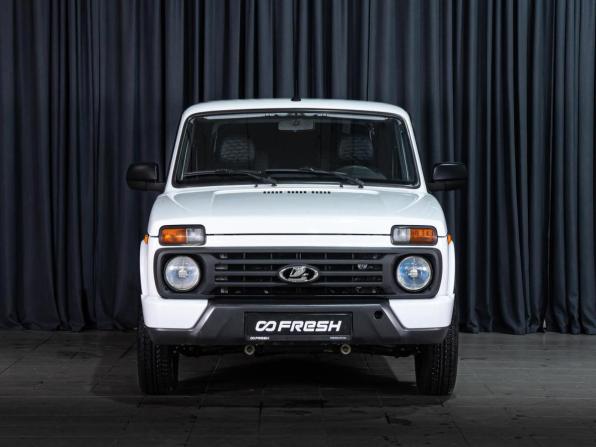 Lada (ВАЗ) Niva Legend с пробегом 2024 года, цена 910 000 рублей, 59893 км, внедорожник, Автокод Объявления